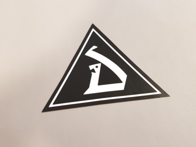 Aufkleber 'D'-Logo - schwarz / weiss